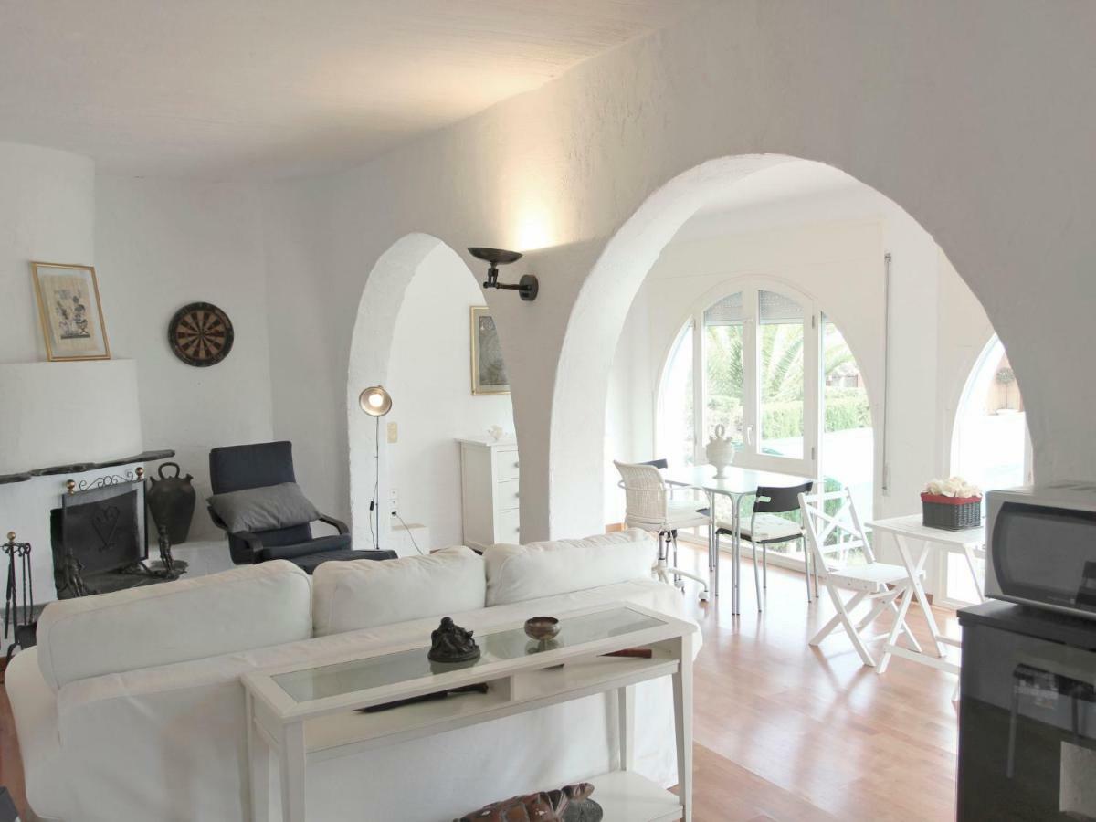 Villa Mariona By Interhome L'Ampolla Bagian luar foto